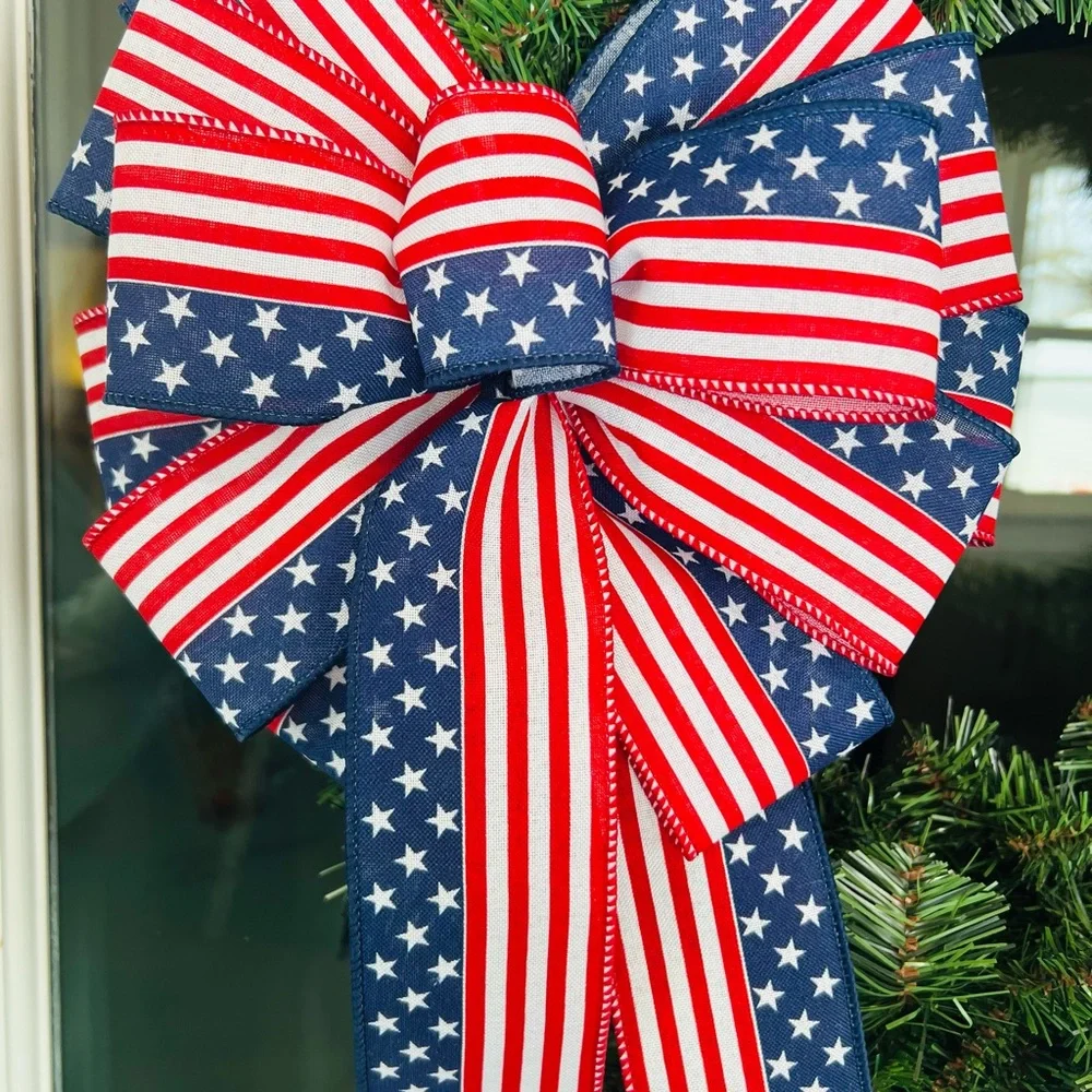 Patriotic Red, White, and Blue Flag Pattern Bow